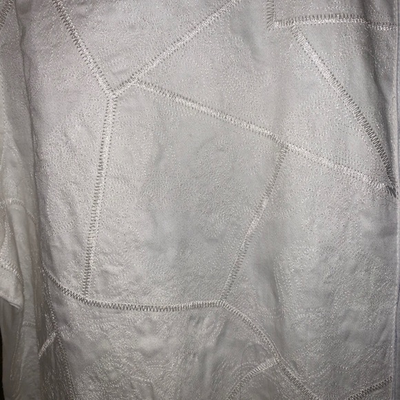 Brand new Robert Graham shirt - Picture 3 of 8